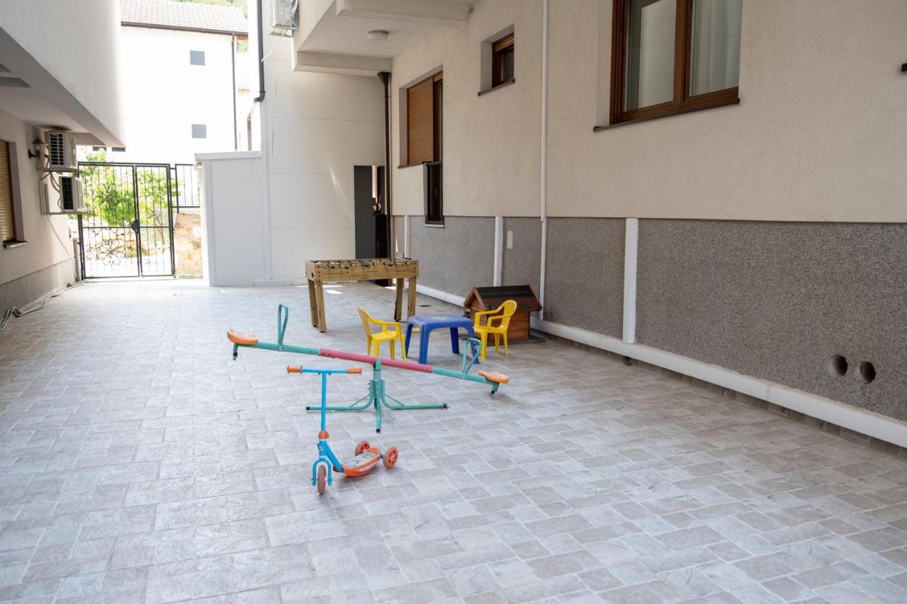 Apartment Elite Residence Mostar Esterno foto